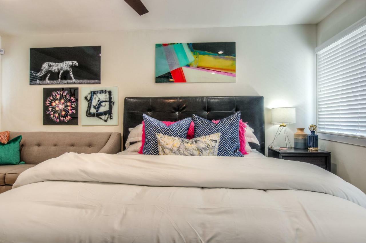 Long Beach Studio Suites Bagian luar foto