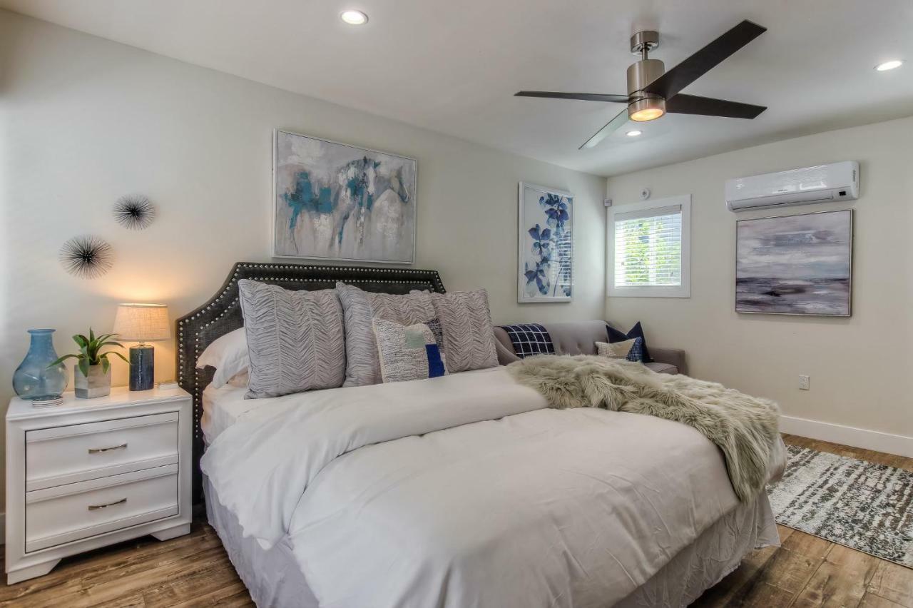 Long Beach Studio Suites Bagian luar foto